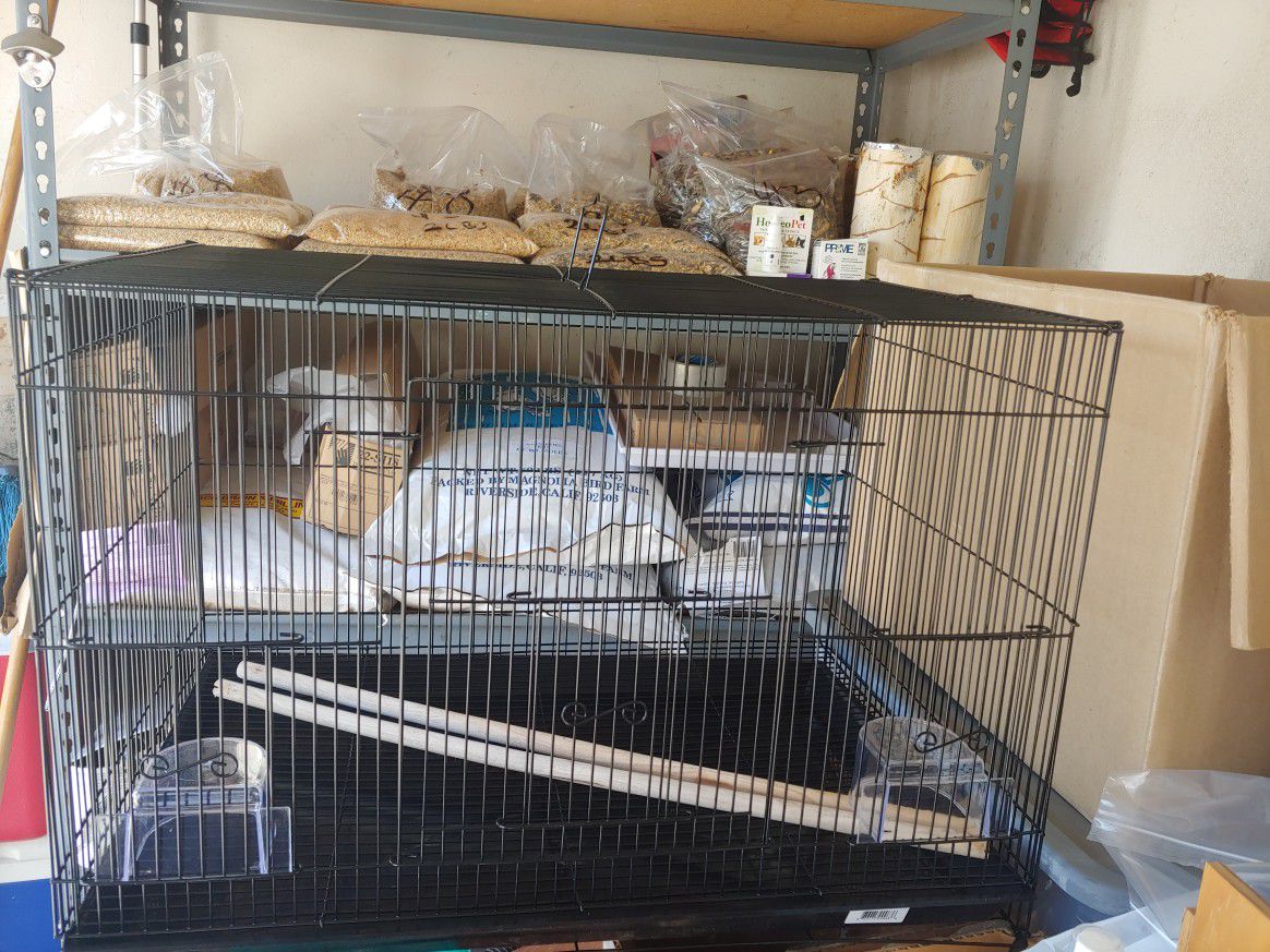 New rectangular Bird Cage 24wx16Lx16H