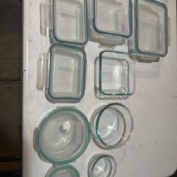 Snapware Pyrex 18-Piece Glass Food Storage Set