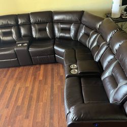 New Power Recliner Sectional Couch / Free Delivery 