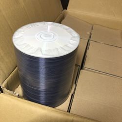 Brand new bulk box of 600 DVD – R, six cases of 100 each