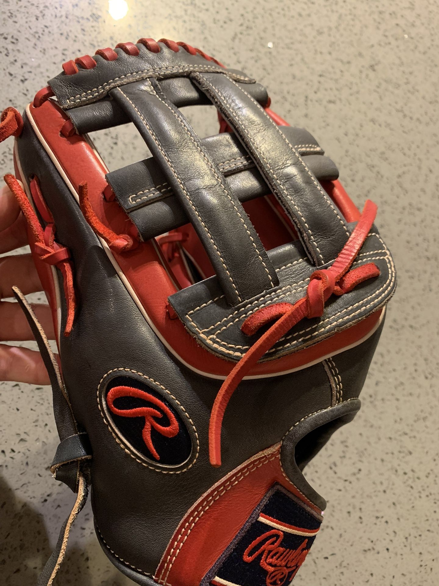 Baseball Glove 