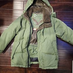 Hawkeye Outfitter down hooded jacket