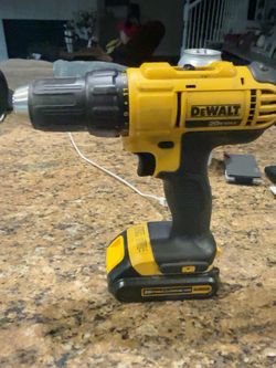 DEWALT 20V MAX Cordless Drill + Battery