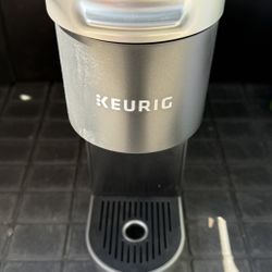 Keurig K-Mini Plus Single Serve K-Cup Pod Coffee Maker,