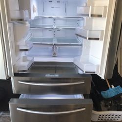 Samsung 4 door refrigerator