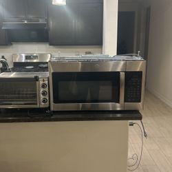 Oven, Under Cabinet Microwave 