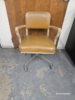 Vintage Steelcase Huntington Executive Office Chair – Mid Century Rolling Desk Chair