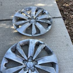 Subaru Hubcaps (2)