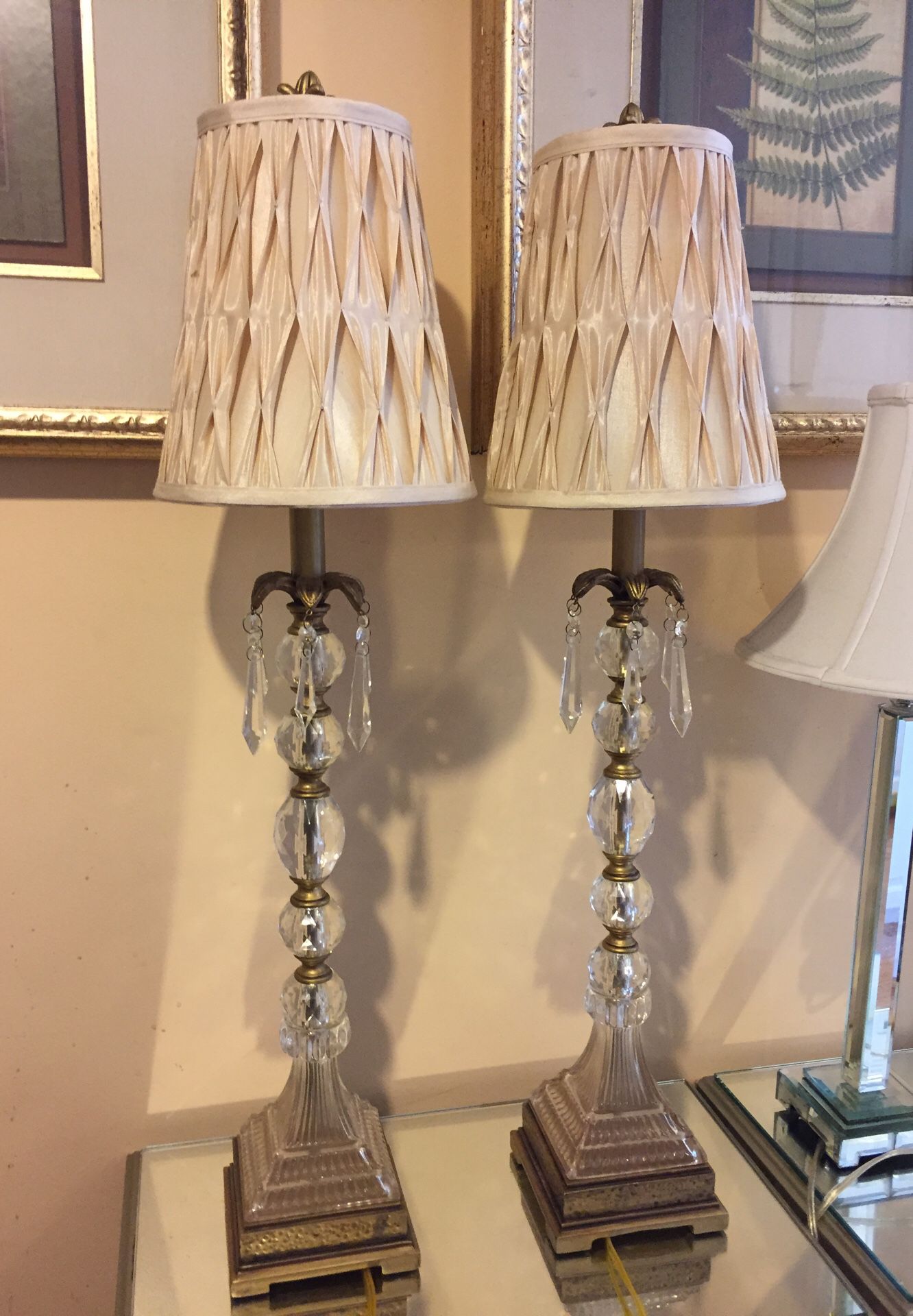 Crystal lamps with beige shade
