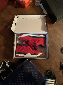 Jordan retro 4s size 10