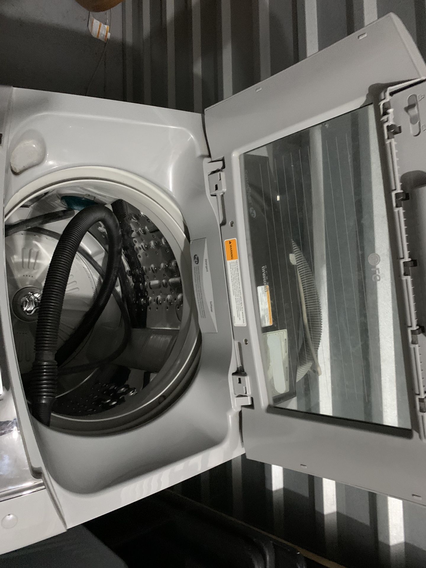 LG Hydro Shield washer and dryer set for Sale in Tampa, FL OfferUp
