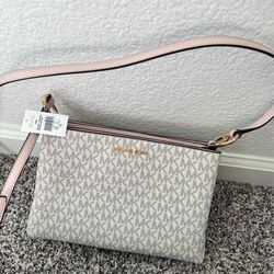 Michael kors hand bag