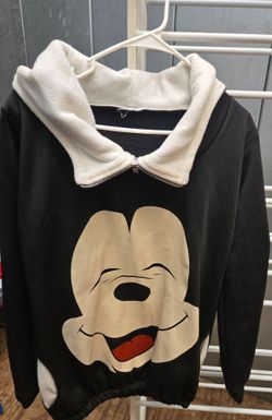 Black mickey mouse sweater size L