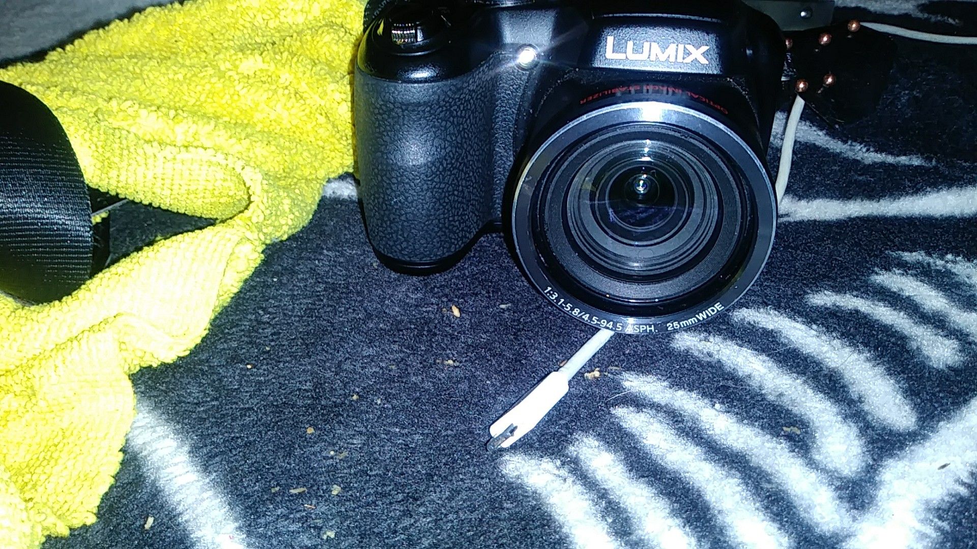 Panadonic lumix digital camera