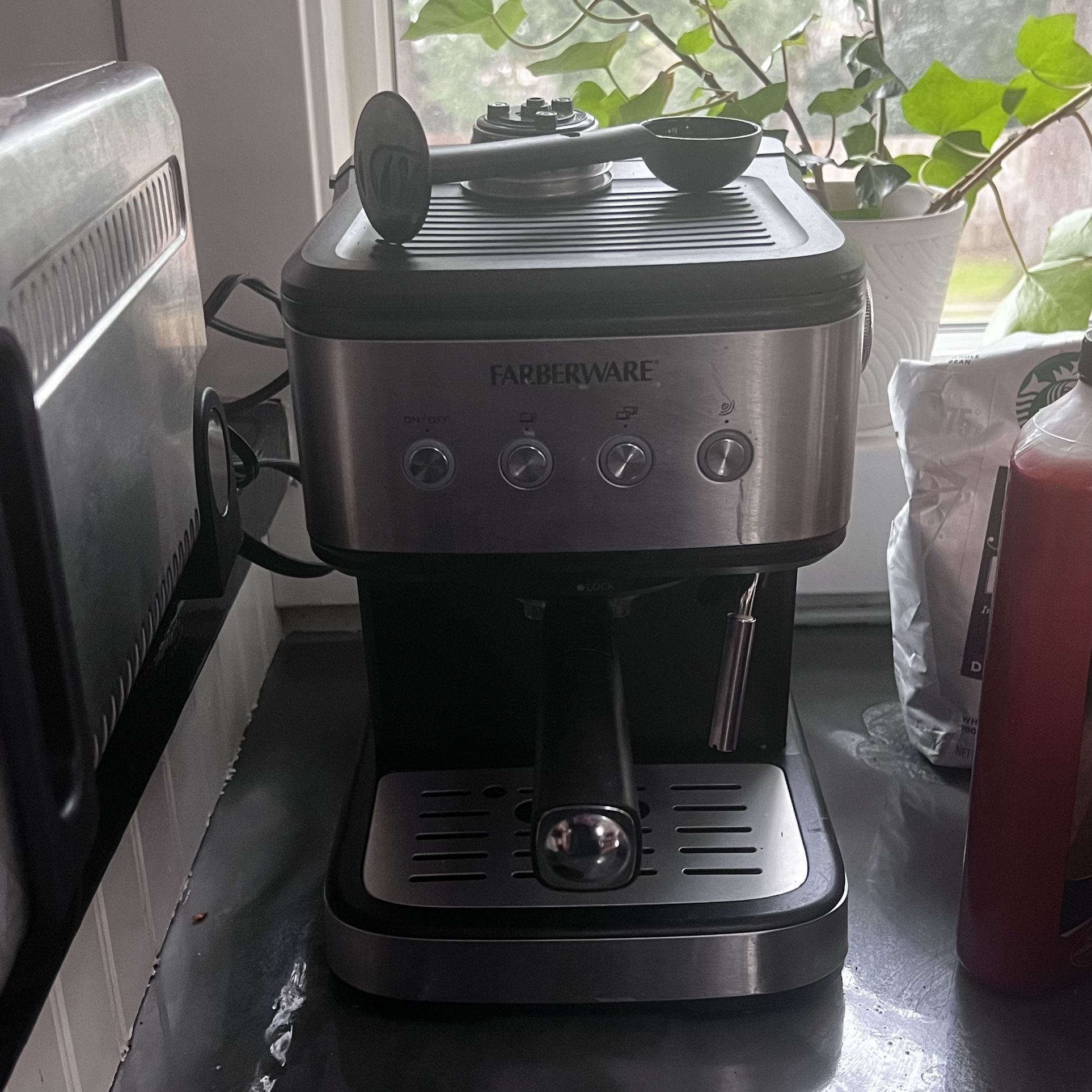 Farberware 20 Bar 1.5L Espresso Machine