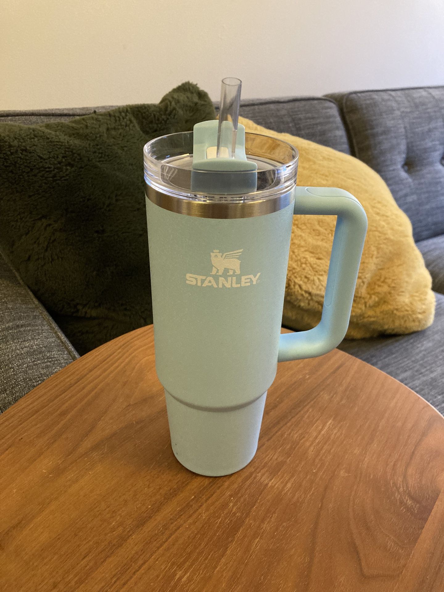 Stanley 30oz Quencher 