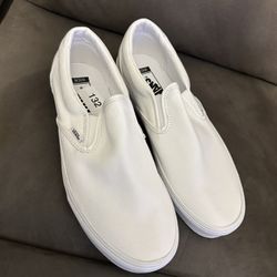 Van Men’s Wide Size 9.5  Brand New 