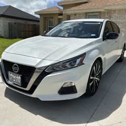 2022 Nissan Altima
