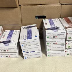 👋❤️👋$$$60 for 6 boxes (no I don't sell single boxes ) theres many available medium and  xlarge. — and a few Large medical powder free gloves- thats 