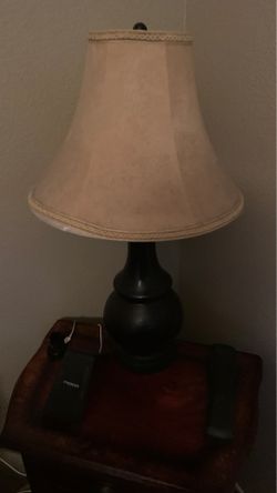 2 matching lamps