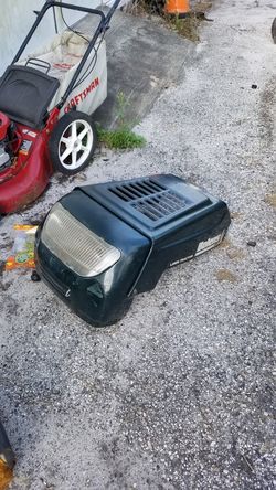 ((Hood))riding lawn mower