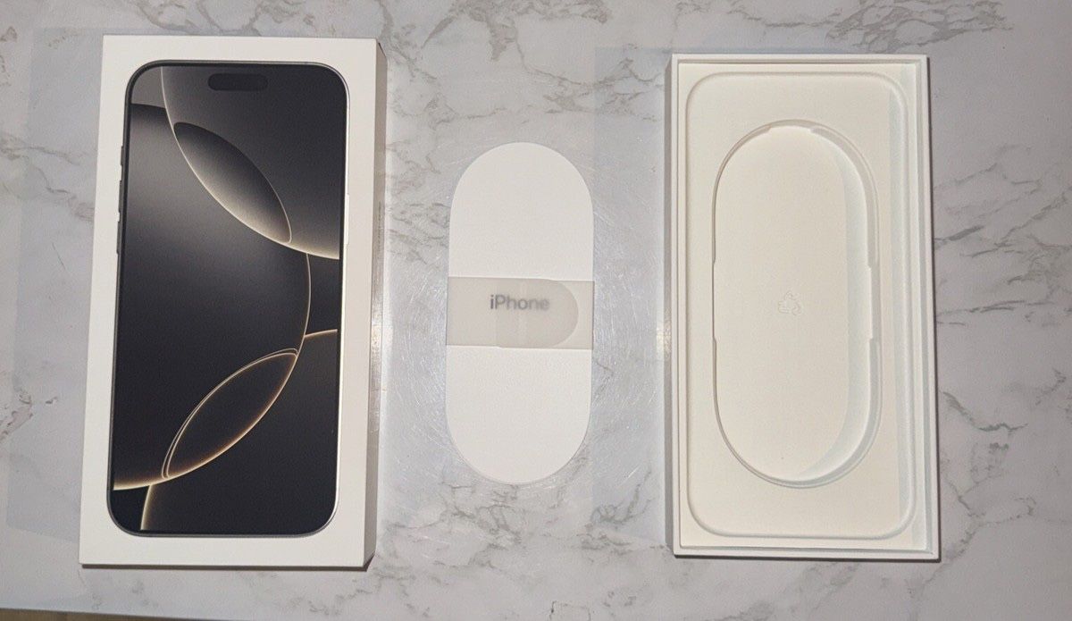 iPhone 16 Pro Max Unlocked