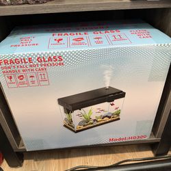 Fish Tank 2.4 Gallon Aquarium Kit, Self Cleaning Fish Tank, 7-Color Light 3-in-1 Quiet Pump Betta Fish Tank, Gold Fish Aquarium Starter Kit with Filte