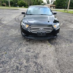 2013 Ford Taurus