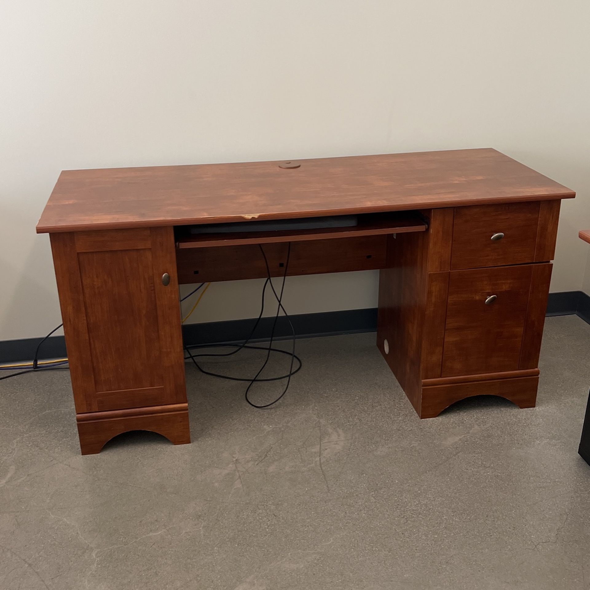 Desk Table