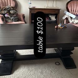 Coffee Table. Great Condition. 