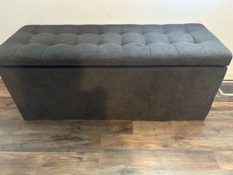 Great condition ottoman with storage