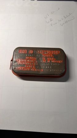 WWII US GOVT First Aid Kit