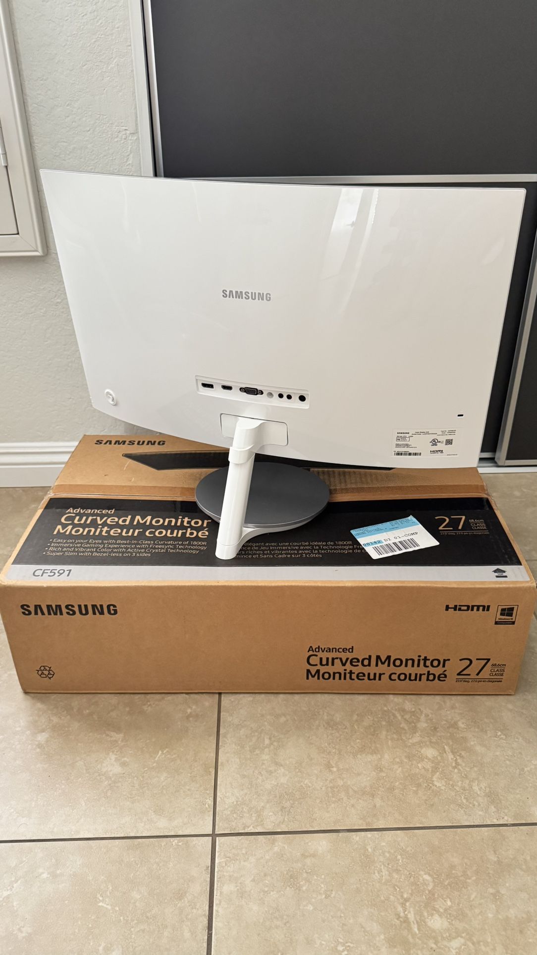 27" CF591 Curved LED Monitor