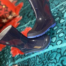 Rain boots 