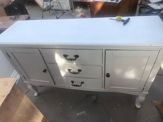 3 drawer 2 door real wood white dresser