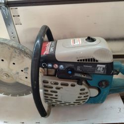 Makita Concrete Saw