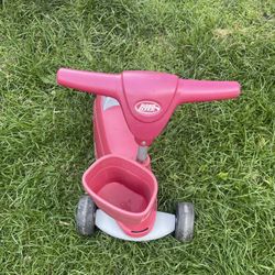 Radio Flyer ride-on toy for kids