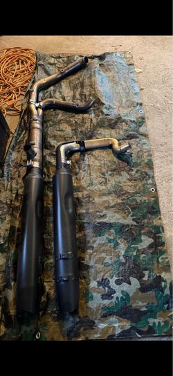 Motorcycle Exhaust System with Headers