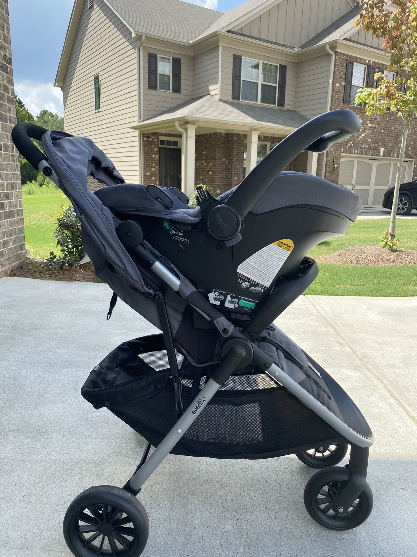 Evenflow car seat and stroller