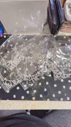 8 TIaras