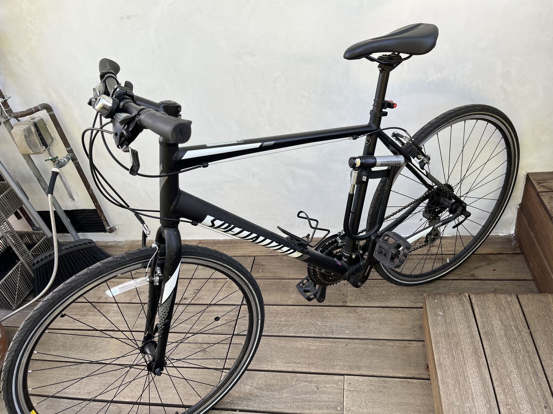 Specialized Bike (Large frame)