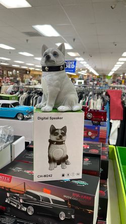 Akita Dog-Shaped Digital Speaker