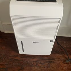 Whirlpool Energy Star 70-Pint Portable Room Dehumidifier Works ,Does Not Water