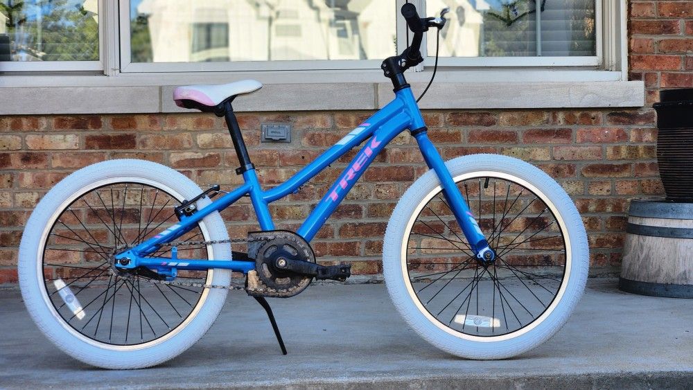 Trek Kids Bike, 20" Precaliber 20 Coaster Brakes and Handbrake Very clean and Ready to ride