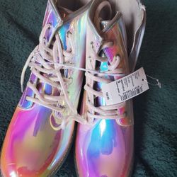 New Boots Size 5 Kids