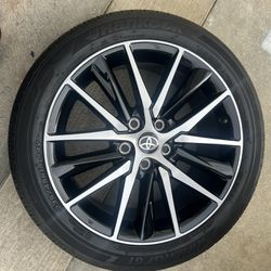Single Toyota Camry Rim And Tire 18” OEM New Condition (one 1 Wheel Only)(solamente Un 1 Rin )
