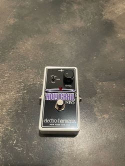 Electro-Harmonix Holy Grail Neo reverb pedal