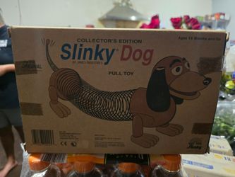 Slinky dog toy