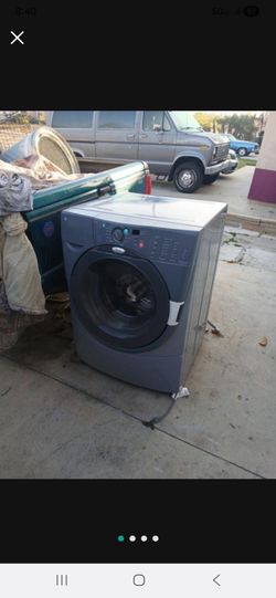 Whirlpool Washer and Gas Dryer Sets