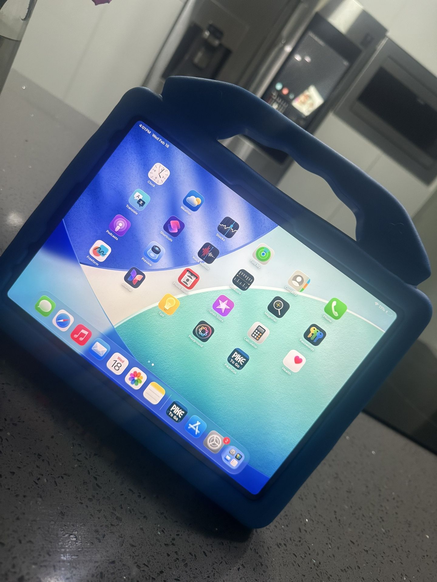 Apple - 11-inch iPad Pro M4 chip Built for Apple Intelligence Wi-Fi 256GB